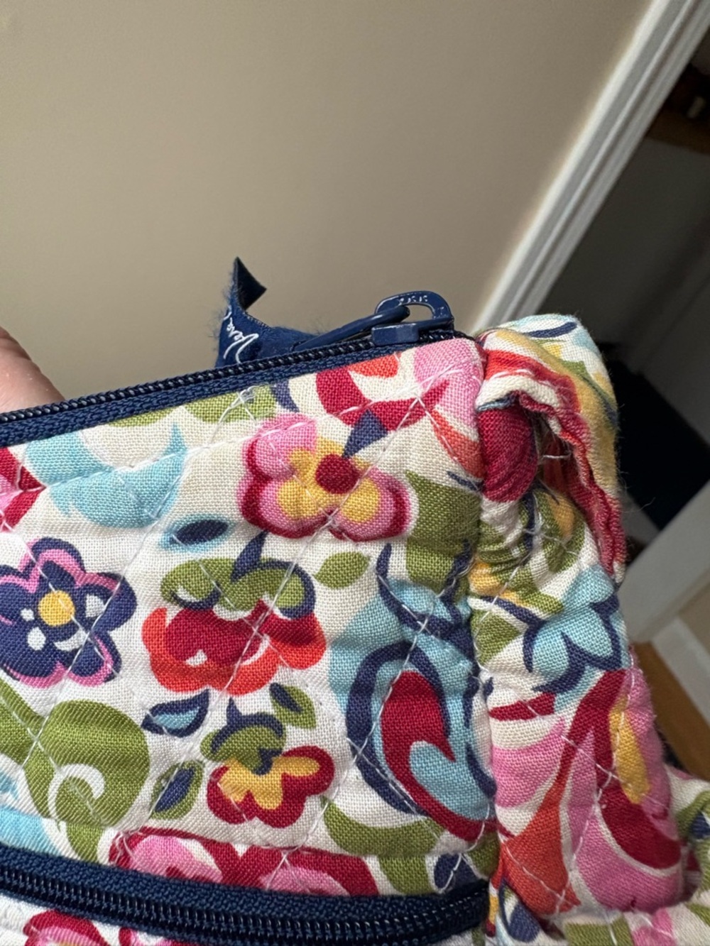Vera Bradley - Picture 4 of 4